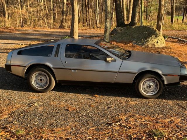 1981 DeLorean DMC12 - photo 2