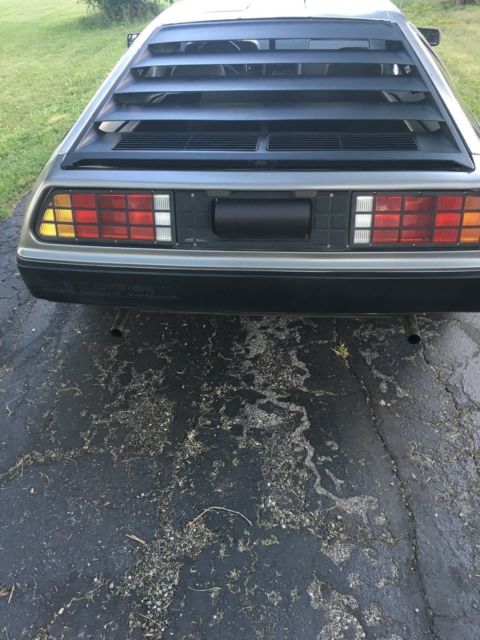 1981 DeLorean DMC-12 - photo 2