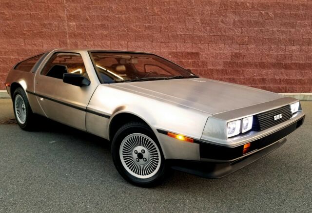 1981 DeLorean DMC 12 coupe - photo 2