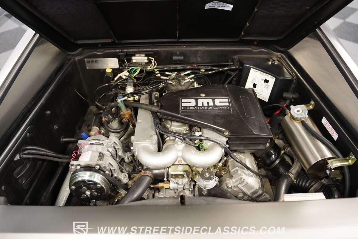 1981 DeLorean DMC-12 - photo 4