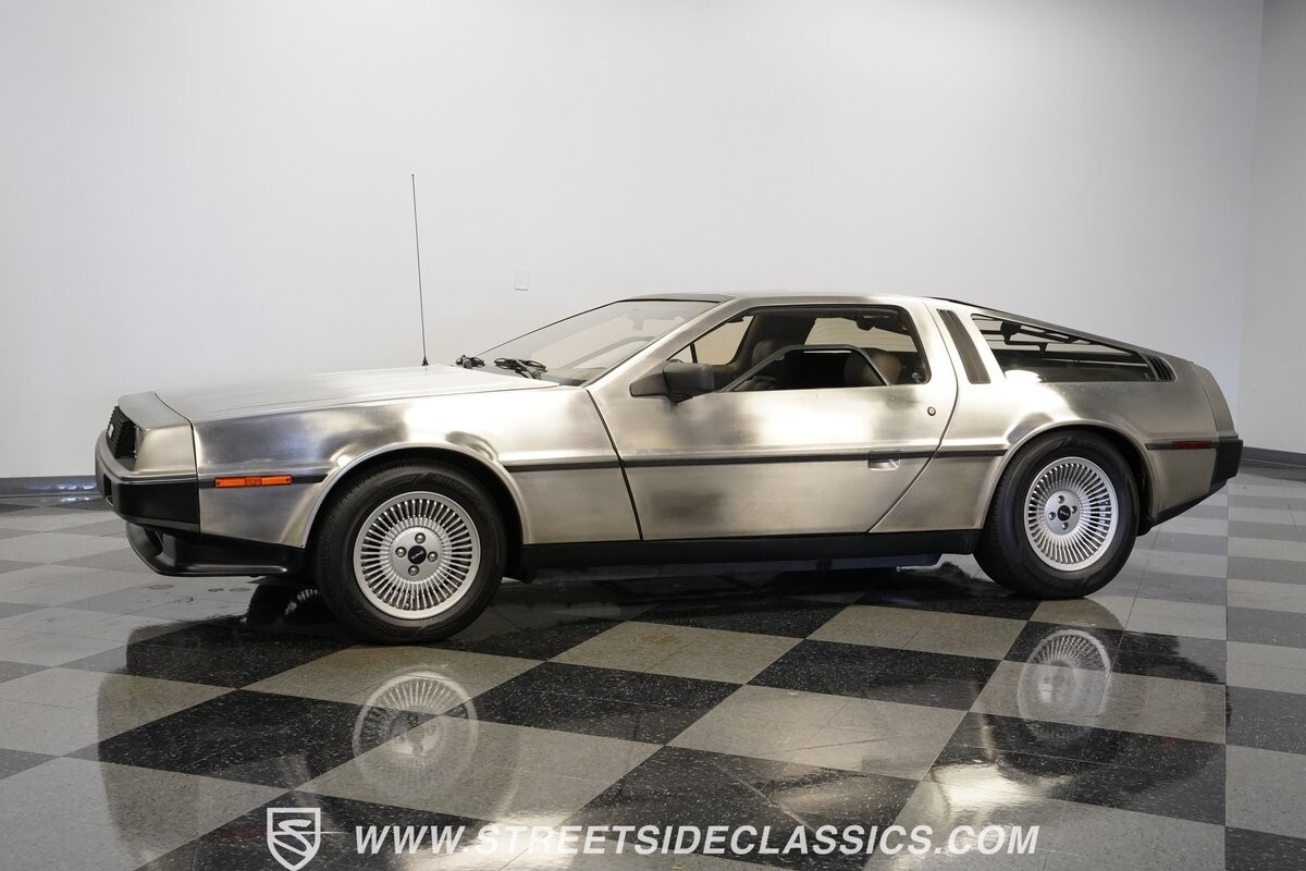 1981 DeLorean DMC-12 - photo 7