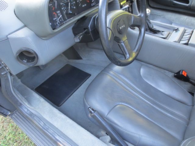 1982 DeLorean DMC-12 DMC stripes - photo 10
