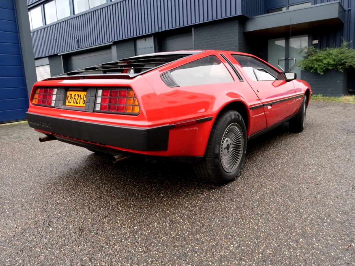 1981 DeLorean dmc-12 - photo 2