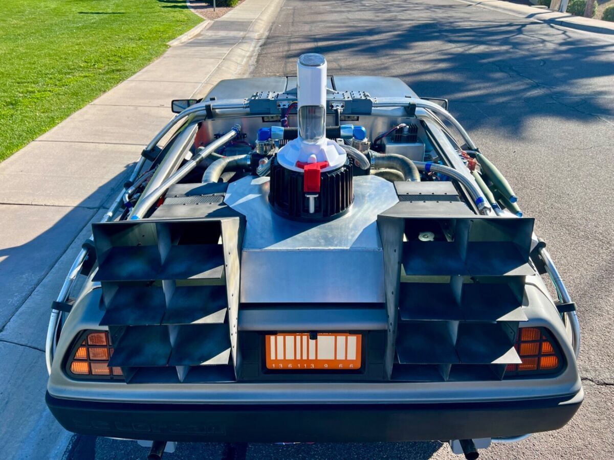 1981 DeLorean DMC-12 Coupe - photo 2
