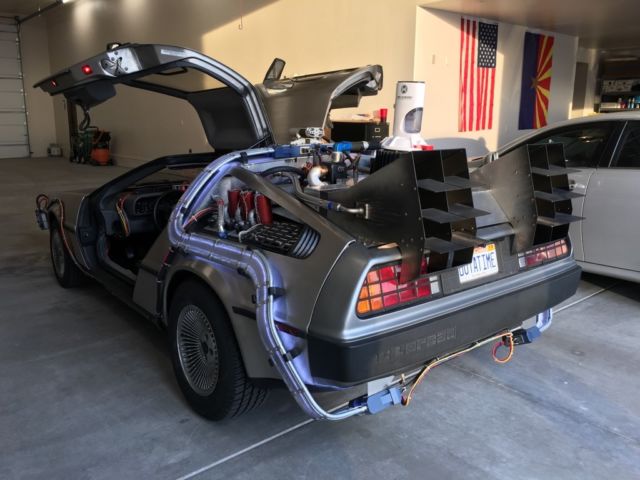 Delorean Time Machine - Plutonium / Mr. Fusion version, Fog Machine, All Options 1981 DeLorean Time Machine