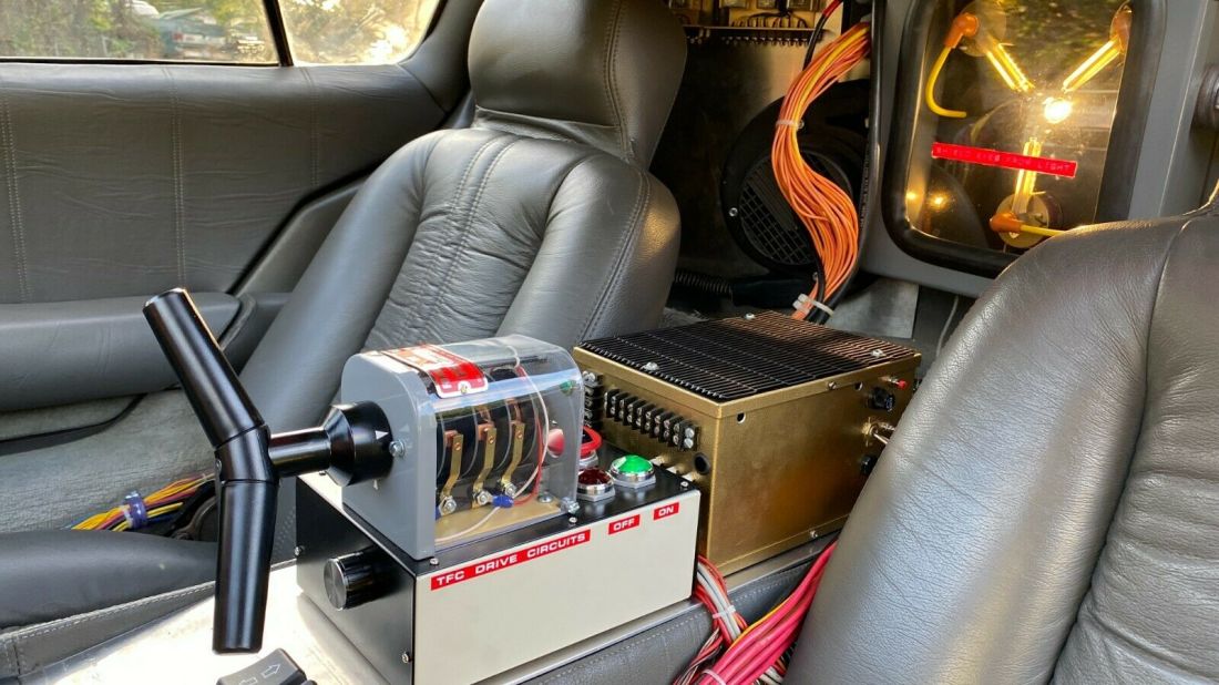 1981 DeLorean - photo 13