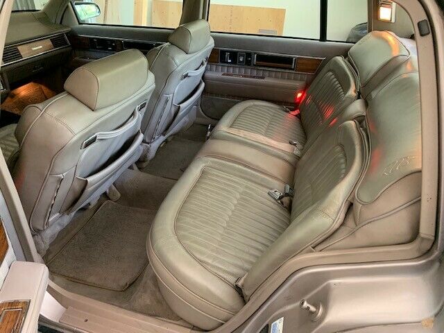 1988 Oldsmobile Ninety-Eight - photo 3
