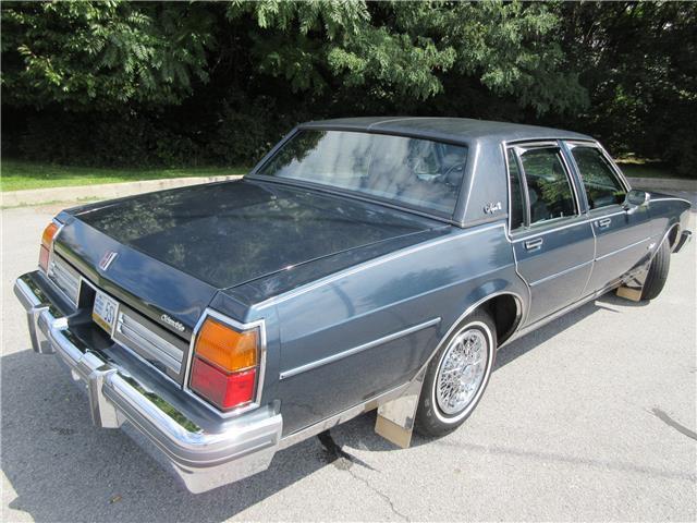 1985 Oldsmobile Eighty-Eight Delta 88 Royale Brougham - photo 11