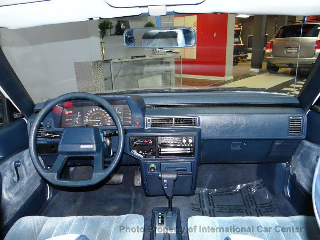 1986 Toyota Camry Deluxe - photo 6