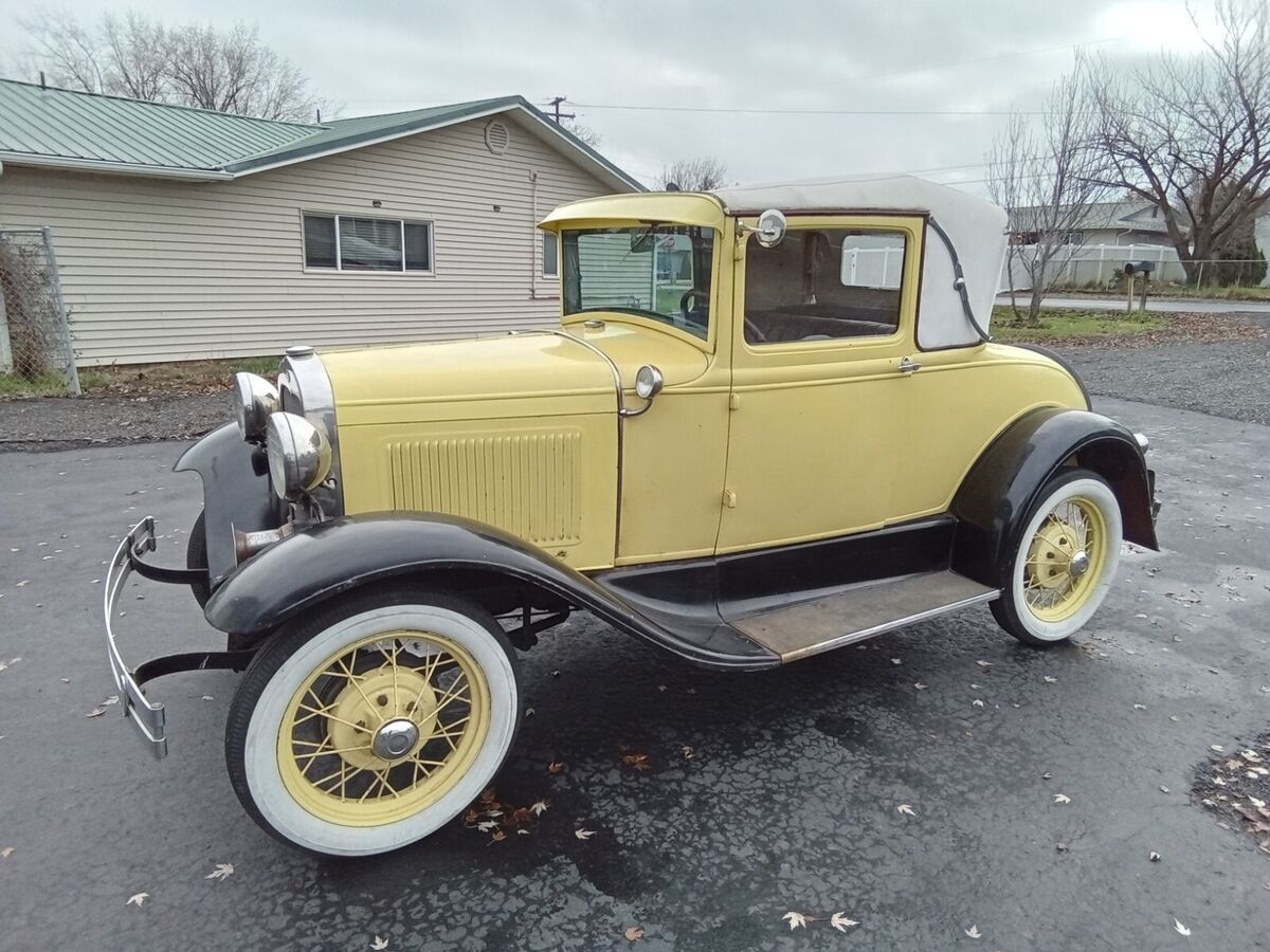 Deluxe Sport Coupe with Rumble Seat. 1930 Ford Model A
