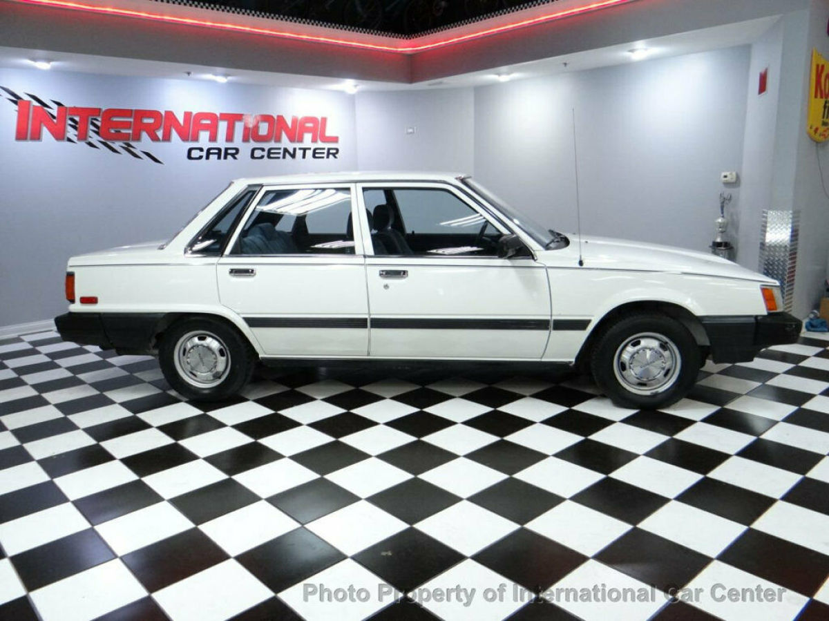 1986 Toyota Camry Deluxe - photo 3