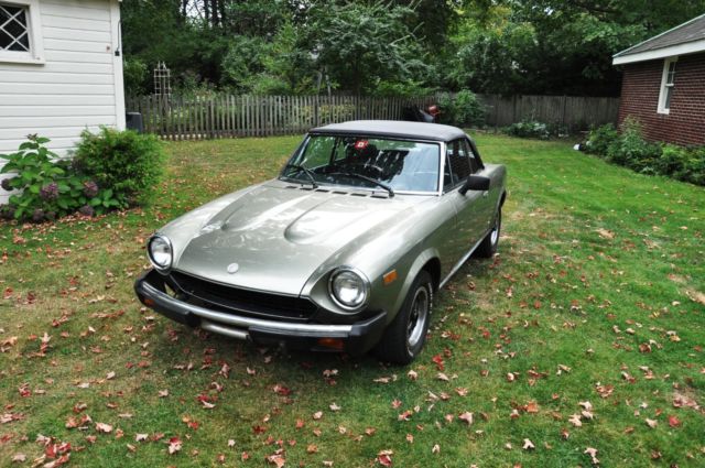 1980 Fiat 124 Spider - photo 12