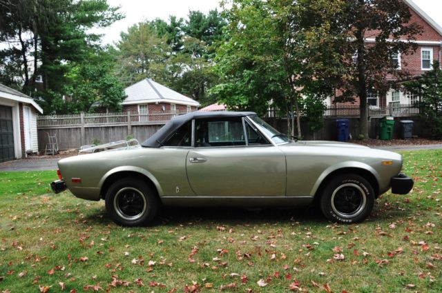 1980 Fiat 124 Spider - photo 9