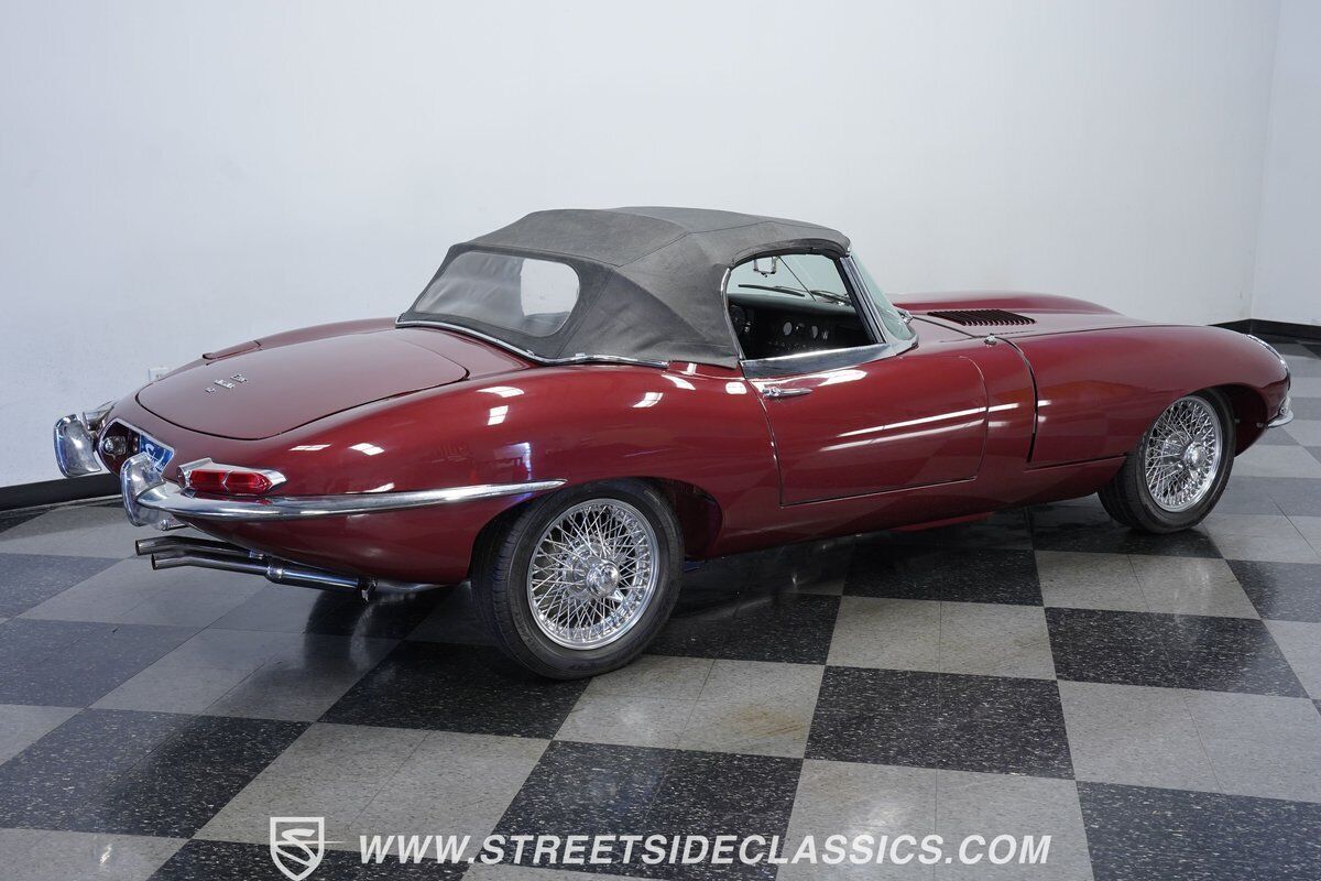 1967 Jaguar XK Series 1 Roadster - photo 12