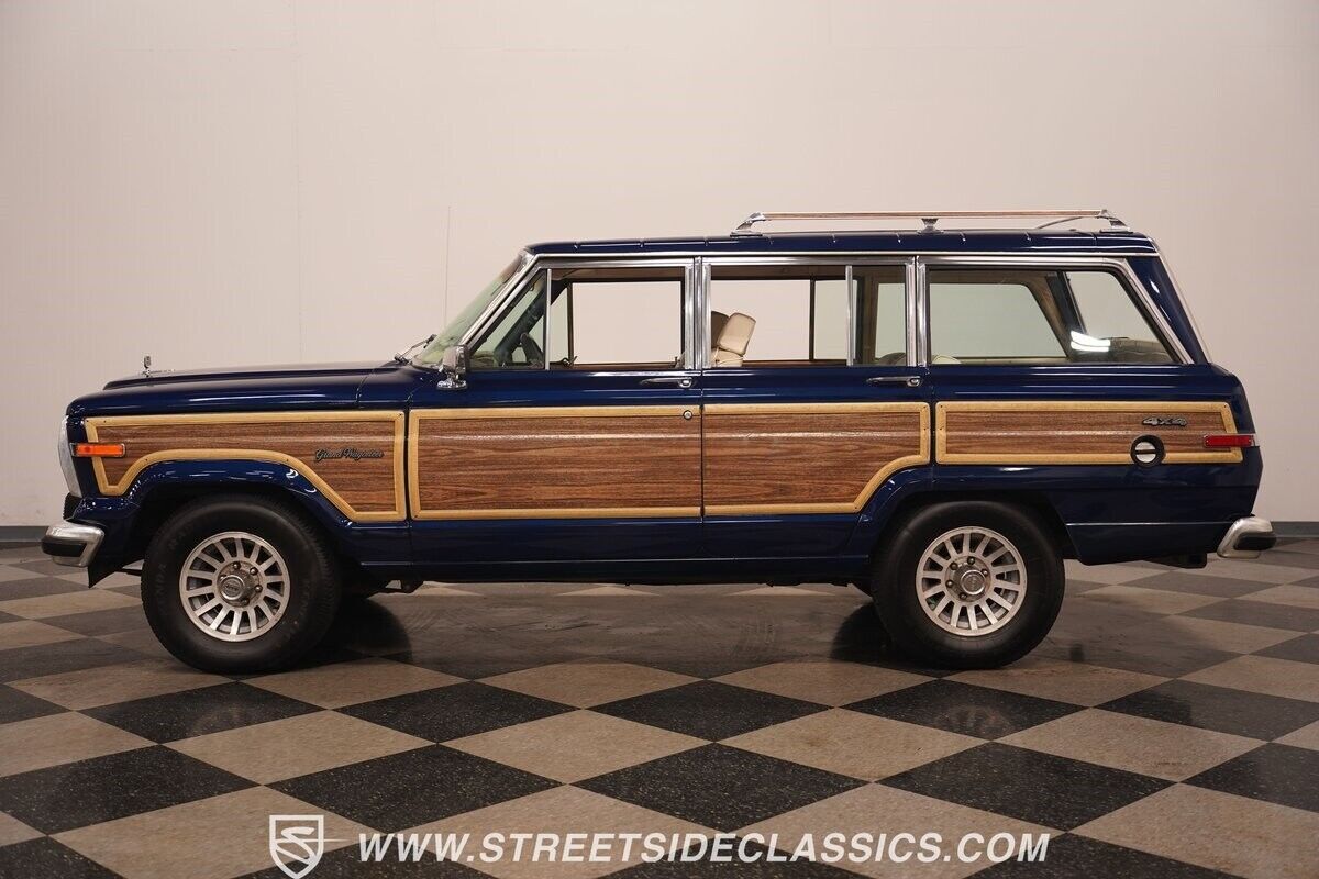 1989 Jeep Wagoneer - photo 3