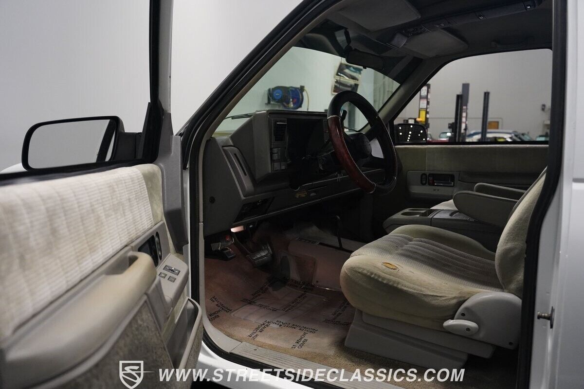 1994 GMC Yukon 4X4 - photo 5