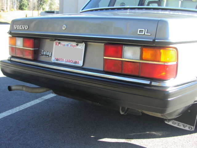 1985 Volvo 240 DL - photo 12