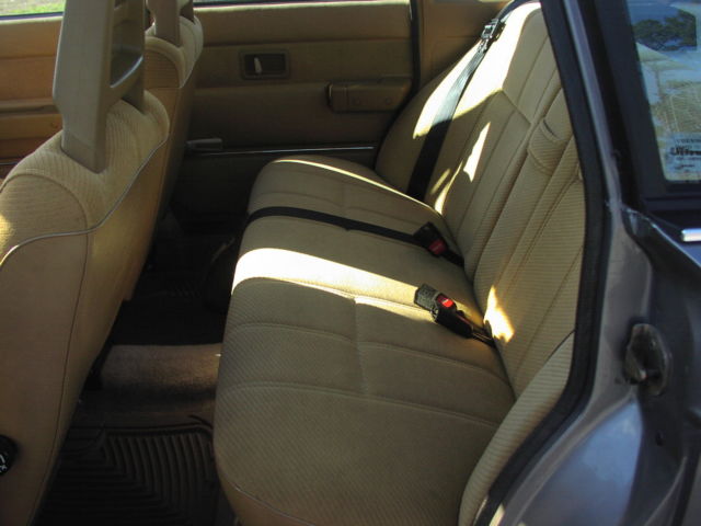 1985 Volvo 240 DL - photo 5