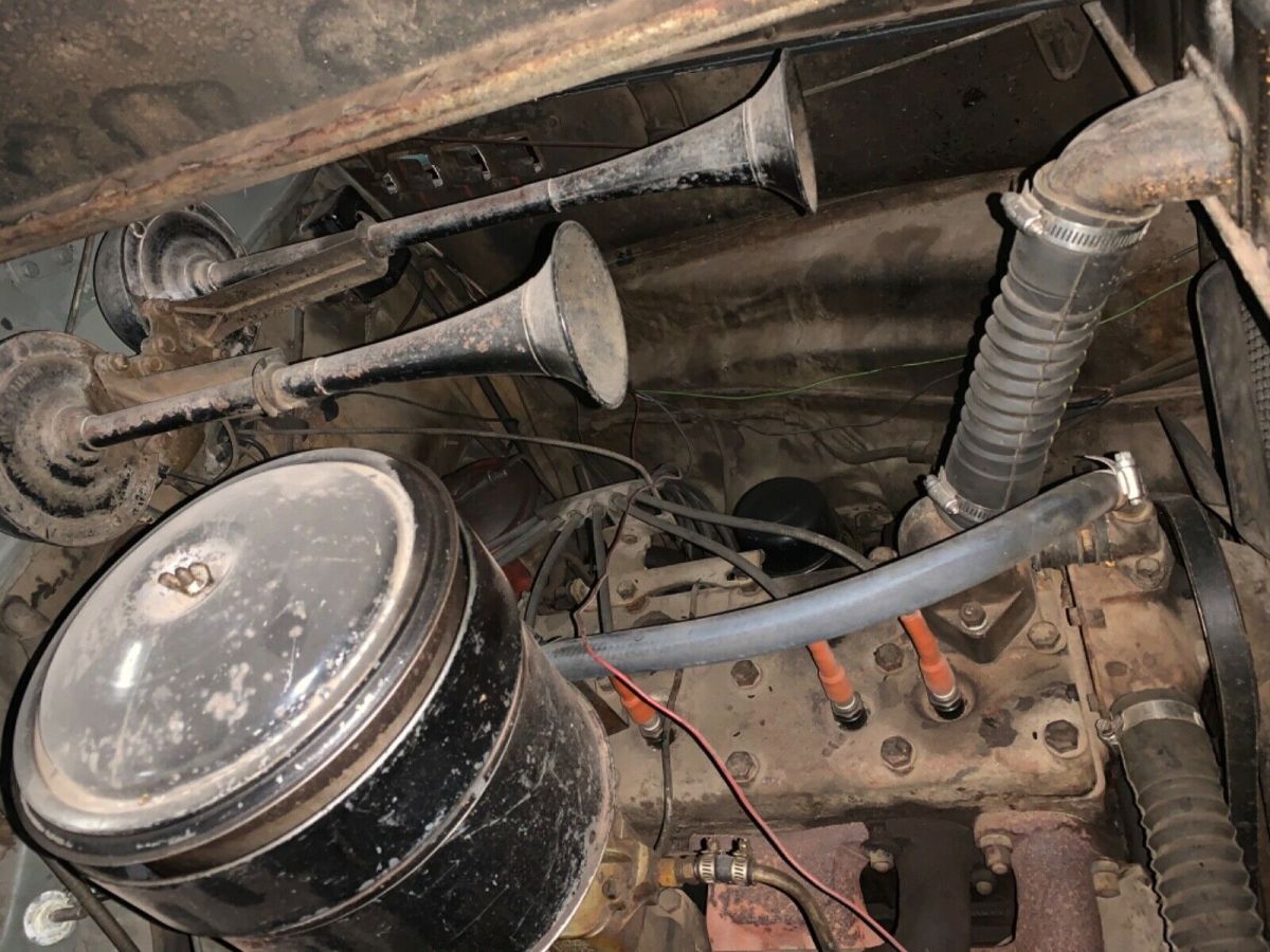 1939 DeSoto 2 door sedan - photo 2