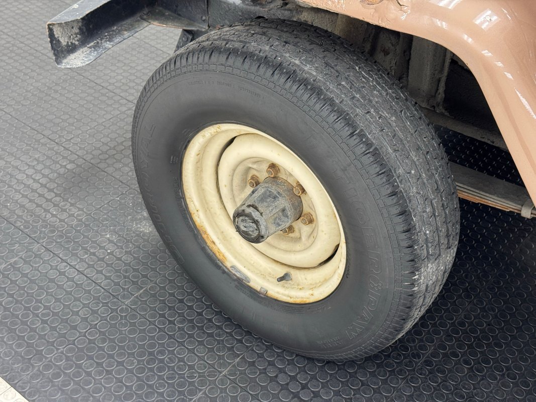 1973 Toyota Land Cruiser FJ40 - photo 12