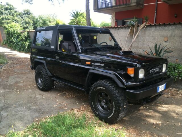 1987 Toyota Land Cruiser BJ73 - photo 2