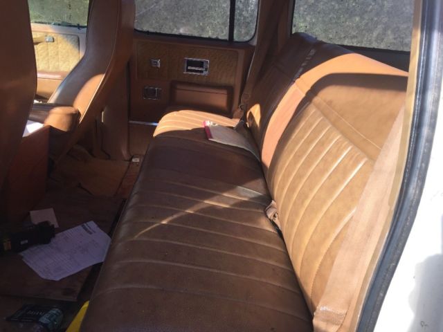 1989 GMC Suburban SLT - photo 6