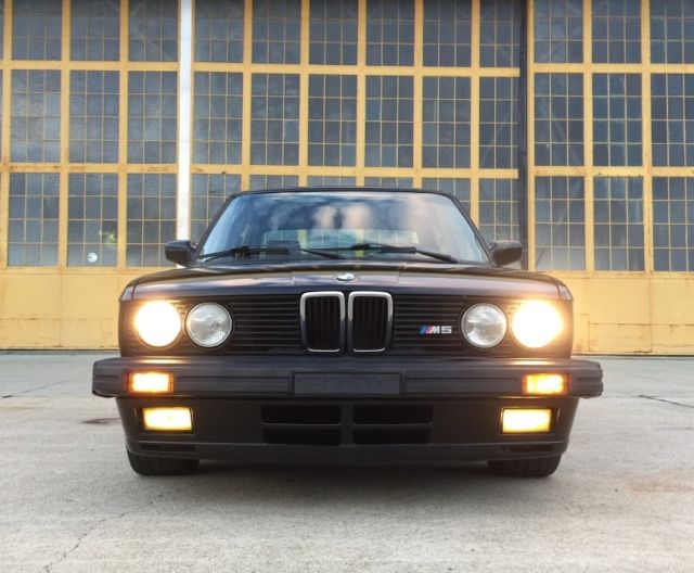 1988 BMW M5