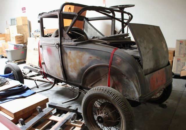 1930 Ford Model A Sport coupe - photo 3