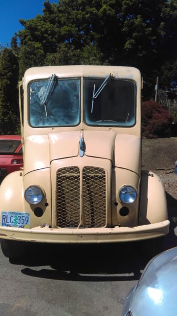 1972 Other Makes Divco 300D - photo 2