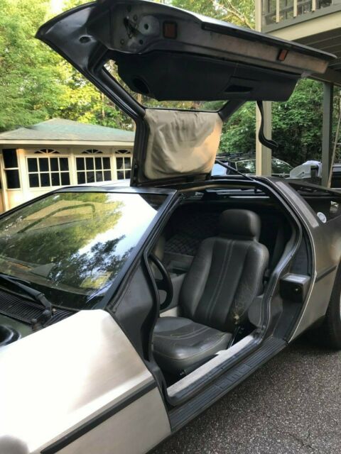 1982 DeLorean DMC12 - photo 10