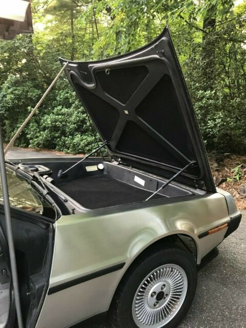 1982 DeLorean DMC12 - photo 12