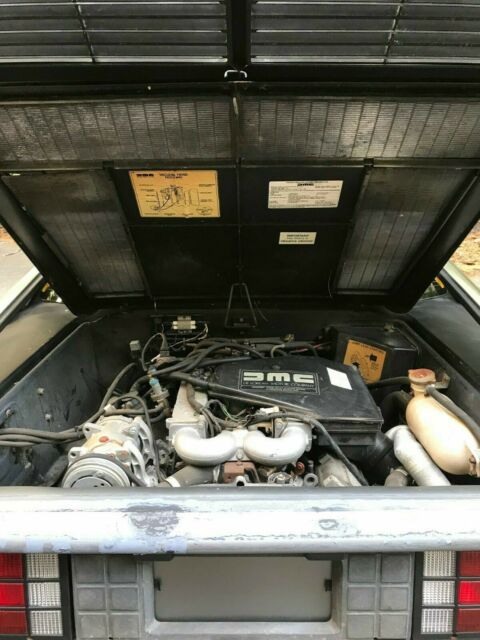 1982 DeLorean DMC12 - photo 7