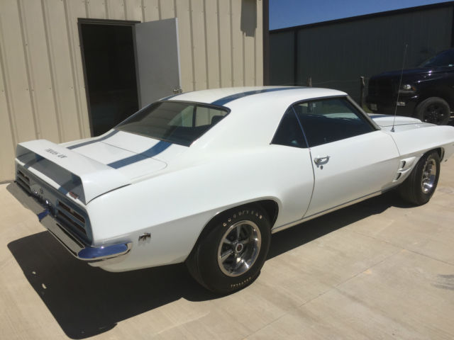 1969 Pontiac Trans Am - photo 4