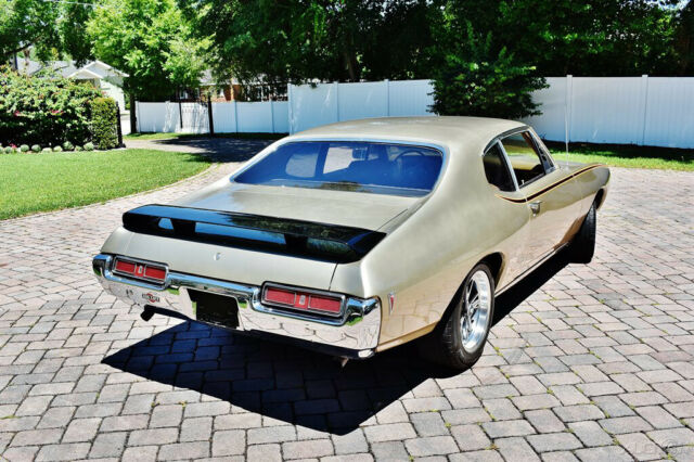 1969 Pontiac Tempest GTO Striping 350 V8 A/C - photo 6