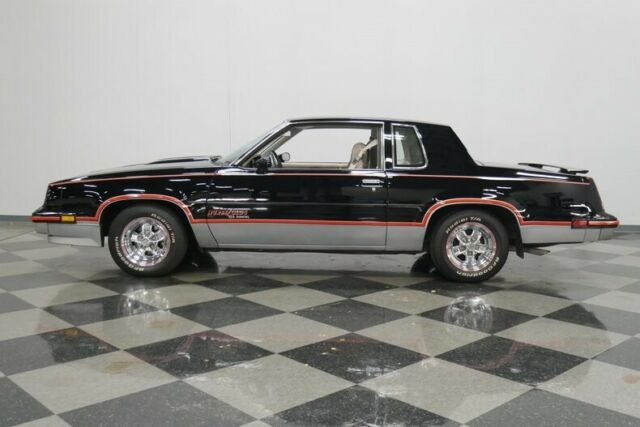 1983 Oldsmobile Cutlass Hurst/Olds - photo 8
