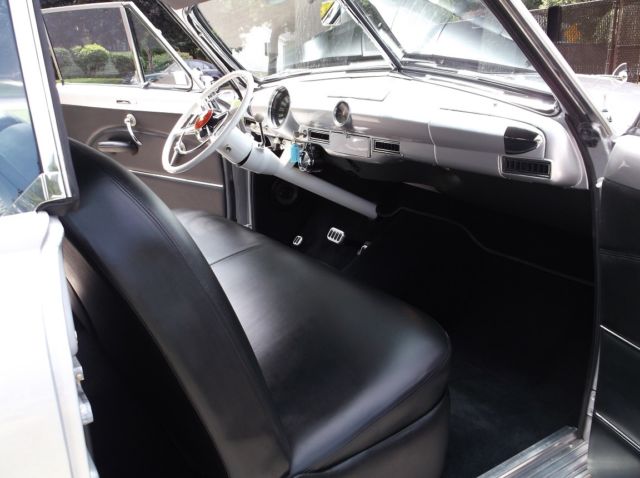 1950 Ford Deluxe Crestliner - photo 11