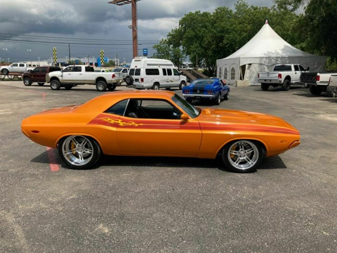 1971 Dodge Challenger 6.1 Hemi Dual Quads wide body - photo 6