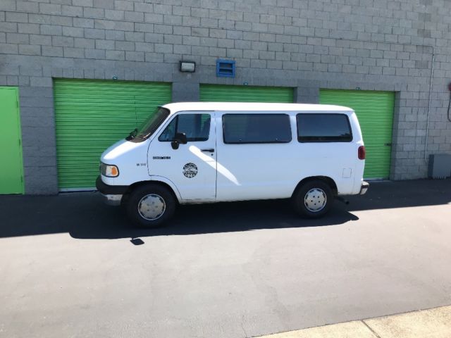 Dodge B150 Van - V8 - Dajiban 1994 Dodge Other