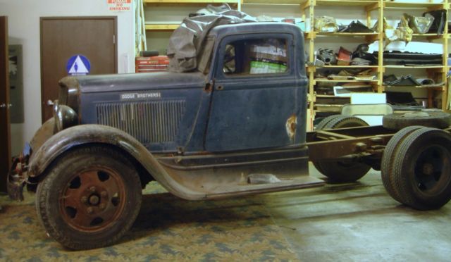 1935 Dodge Flat bed 1 1/2 ton - photo 2