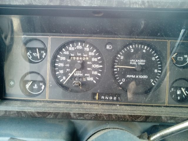 1984 Dodge Caravan - photo 4