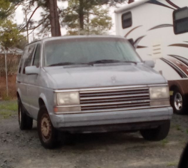 1984 Dodge Caravan - photo 5