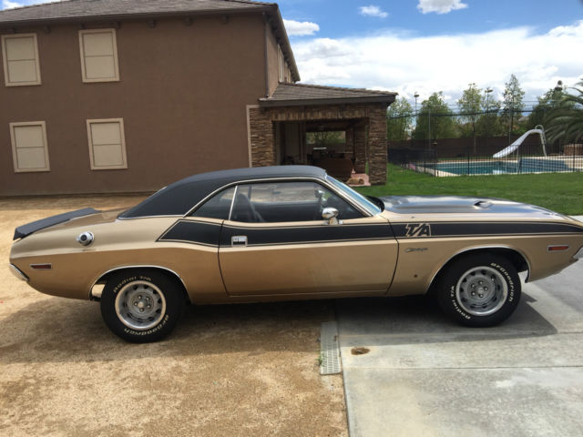 1971 Dodge Challenger - photo 2