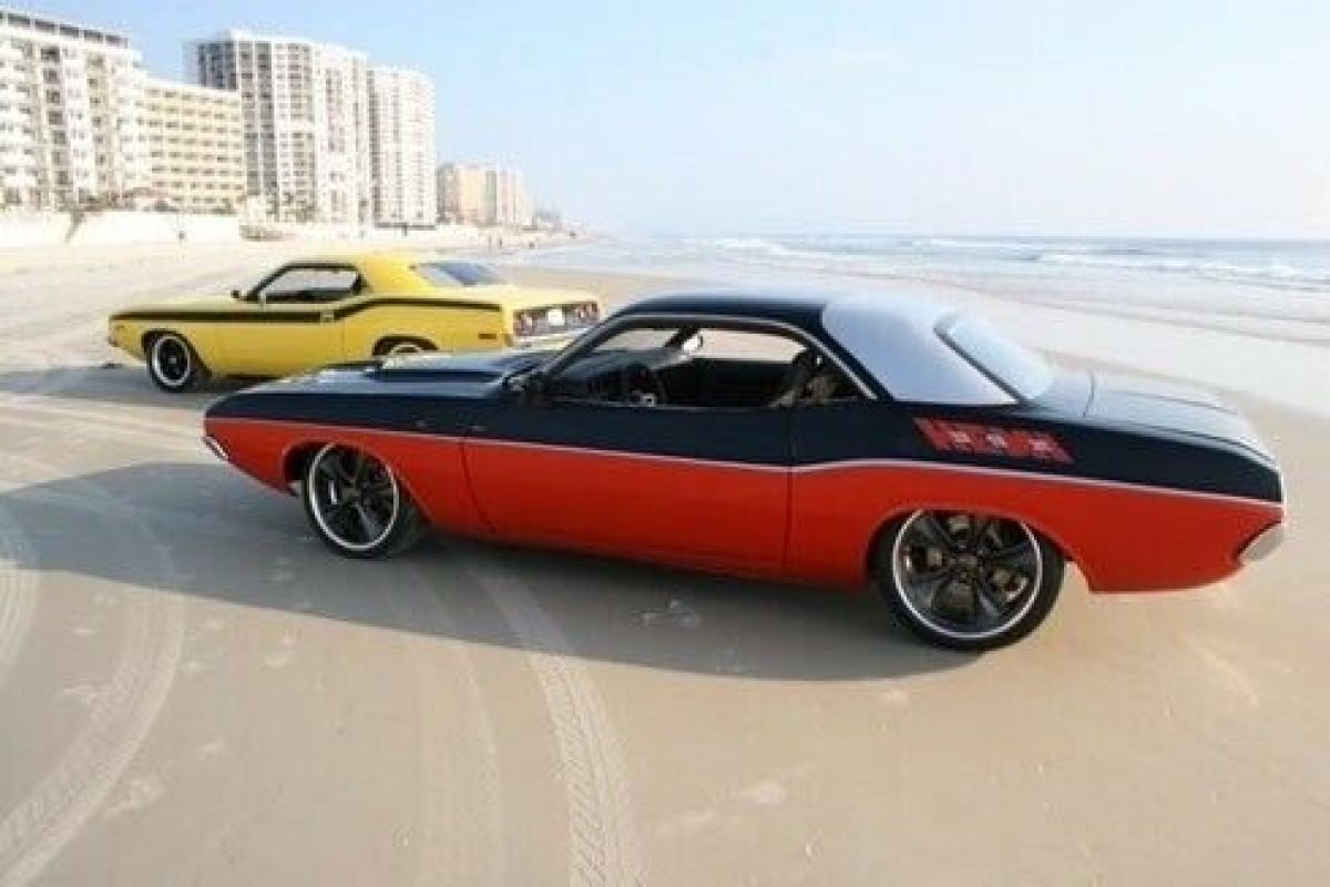 1972 Dodge Challenger -CHIP FOOSE-HEMI PRO TOURING - photo 2