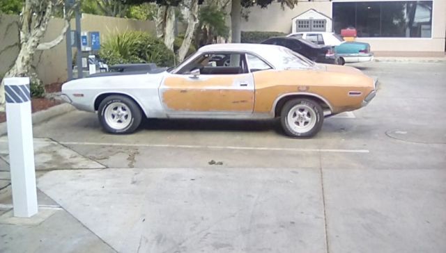 1970 Dodge Challenger - photo 3