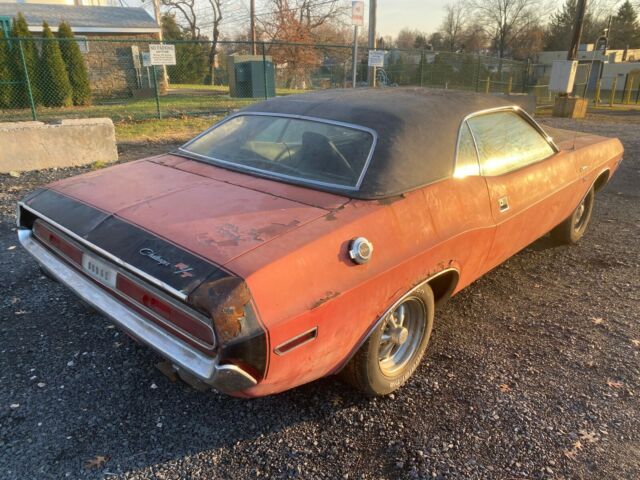 1970 Dodge Challenger R/T - photo 6