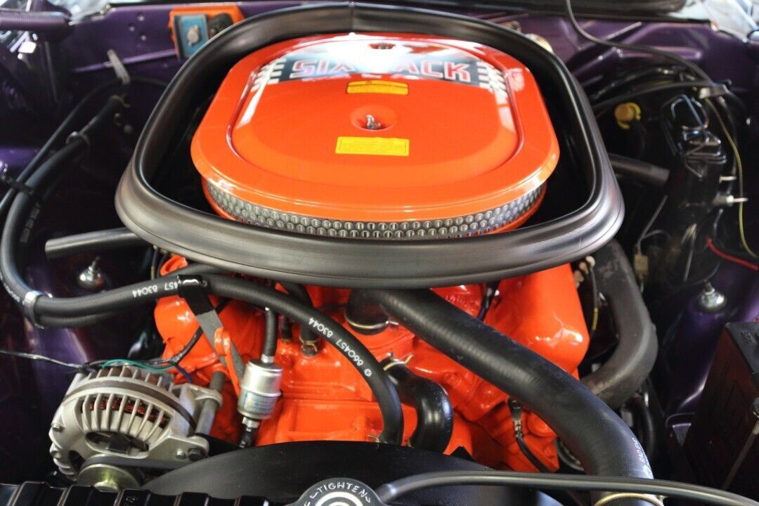 1970 Dodge Challenger - photo 4