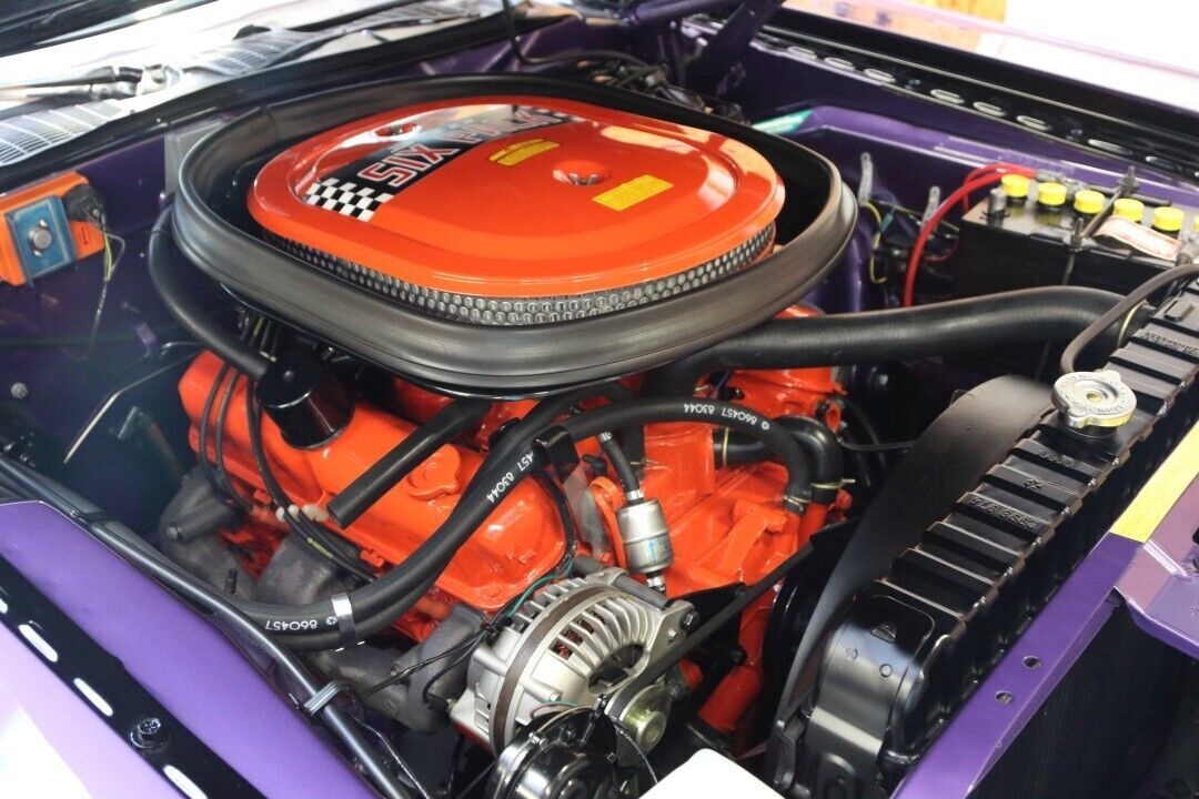 1970 Dodge Challenger - photo 8