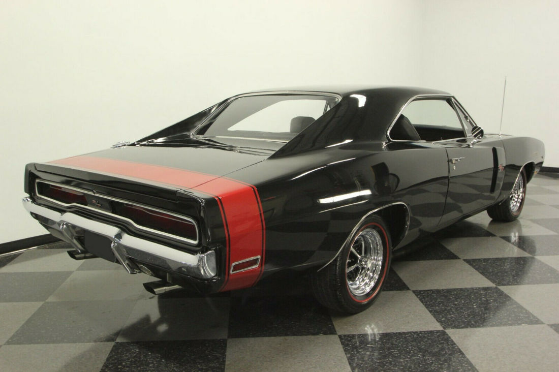 1970 Dodge Charger - photo 4