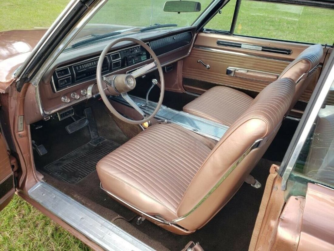 1967 Dodge Coronet V8 - photo 10