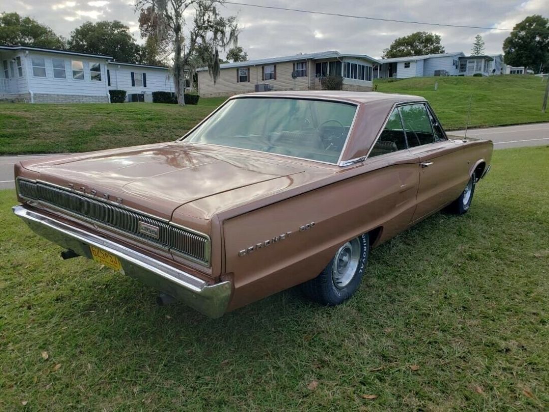 1967 Dodge Coronet V8 - photo 3